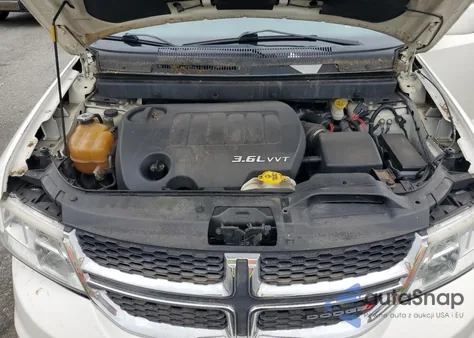 2012 Dodge Journey Crew z USA, uszkodzony, nr VIN 3C4PDDDG2CT243320